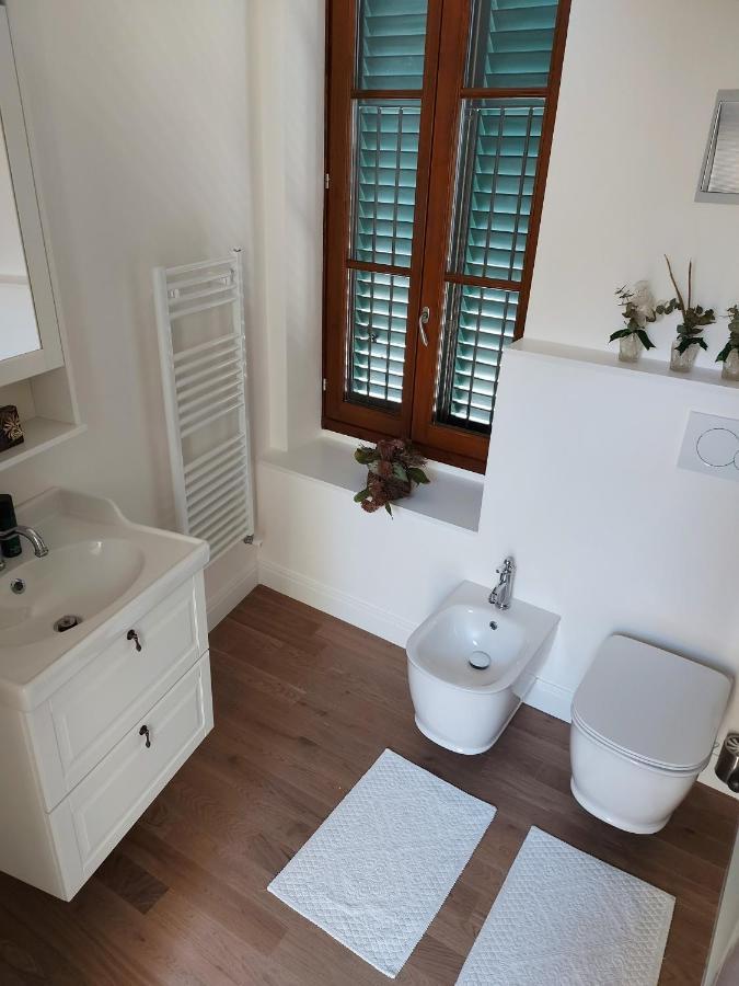 Castle Apartment Prato (Prato)