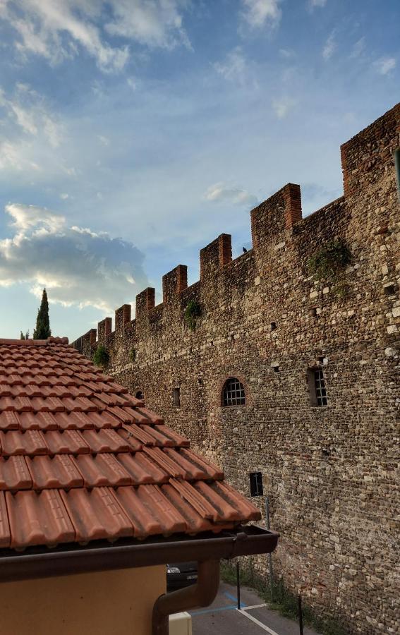 Castle Apartment Prato (Prato)