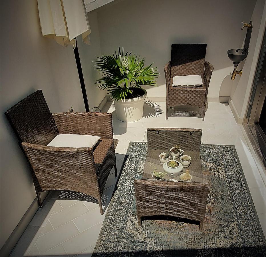 Castle Apartment *